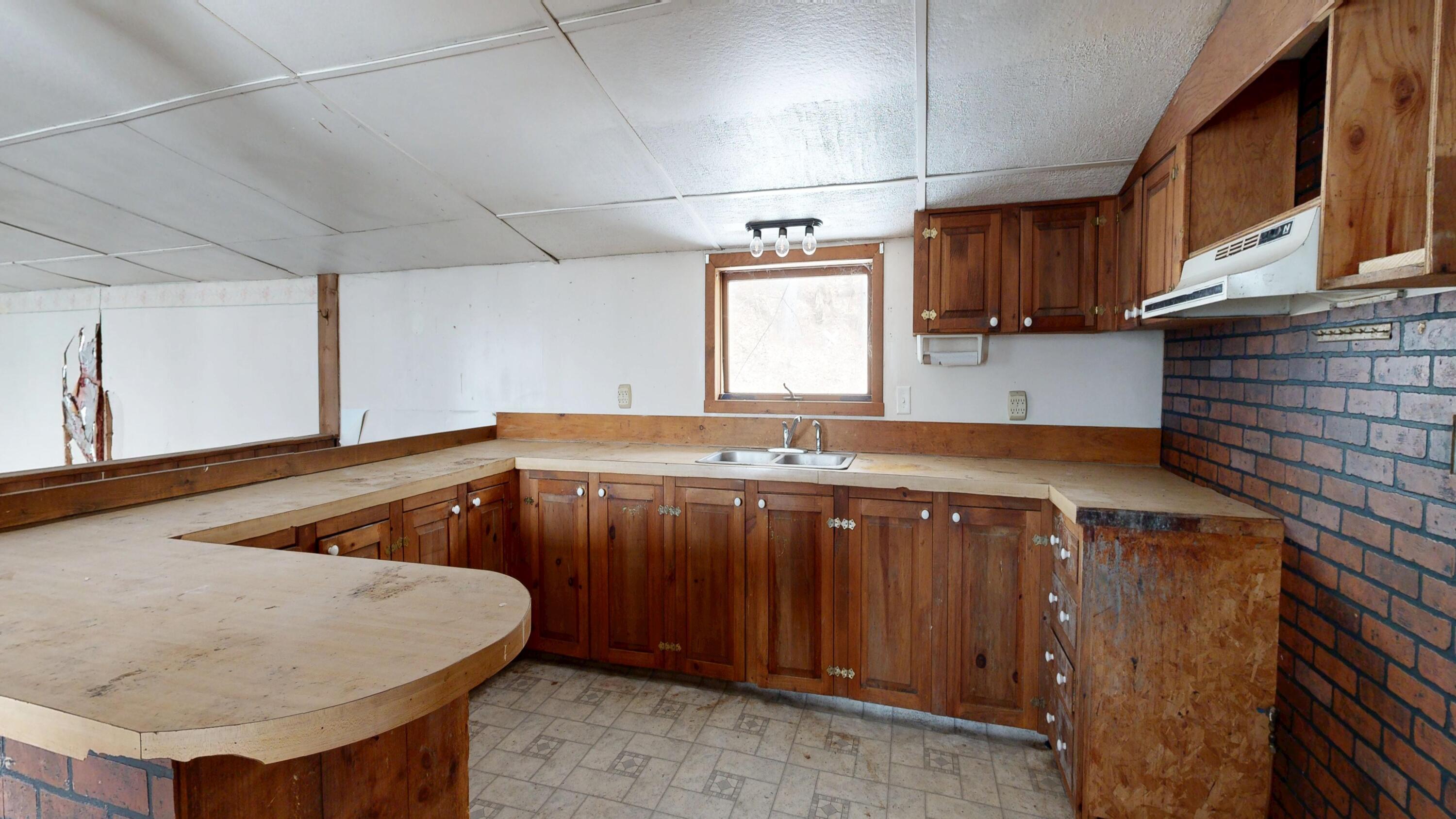 2408 U.s. 2 Hanover ME 04276