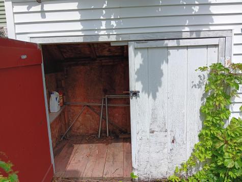 131 Maine Avenue Millinocket ME 04462