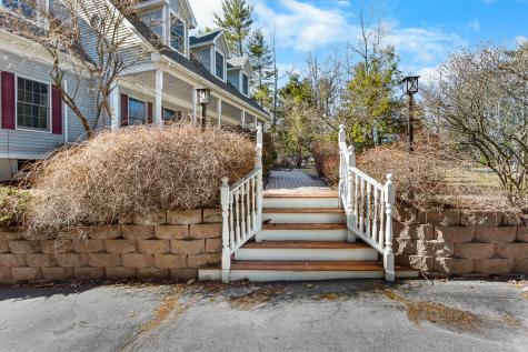 121 Clover Lane Brewer ME 04412