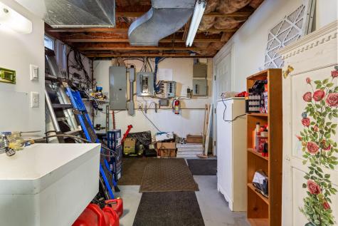 121 Clover Lane Brewer ME 04412