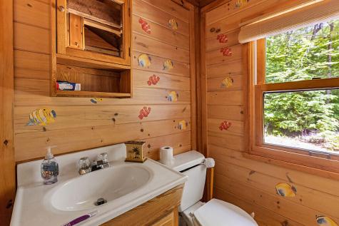 8 Horseshoe Island Winthrop ME 04364