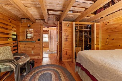 8 Horseshoe Island Winthrop ME 04364