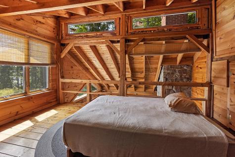 8 Horseshoe Island Winthrop ME 04364