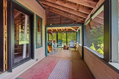 8 Horseshoe Island Winthrop ME 04364