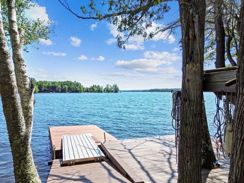 8 Horseshoe Island Winthrop ME 04364