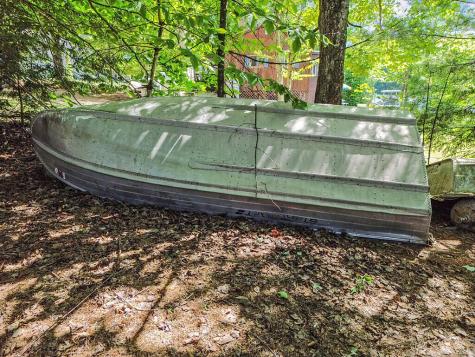 8 Horseshoe Island Winthrop ME 04364