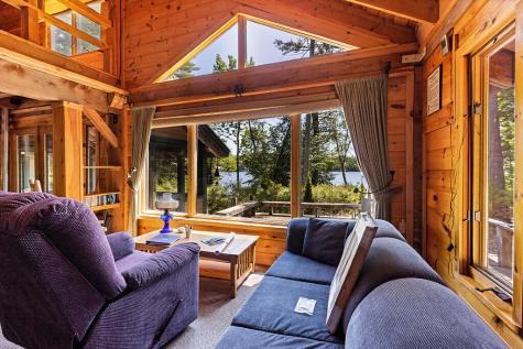 8 Horseshoe Island Winthrop ME 04364