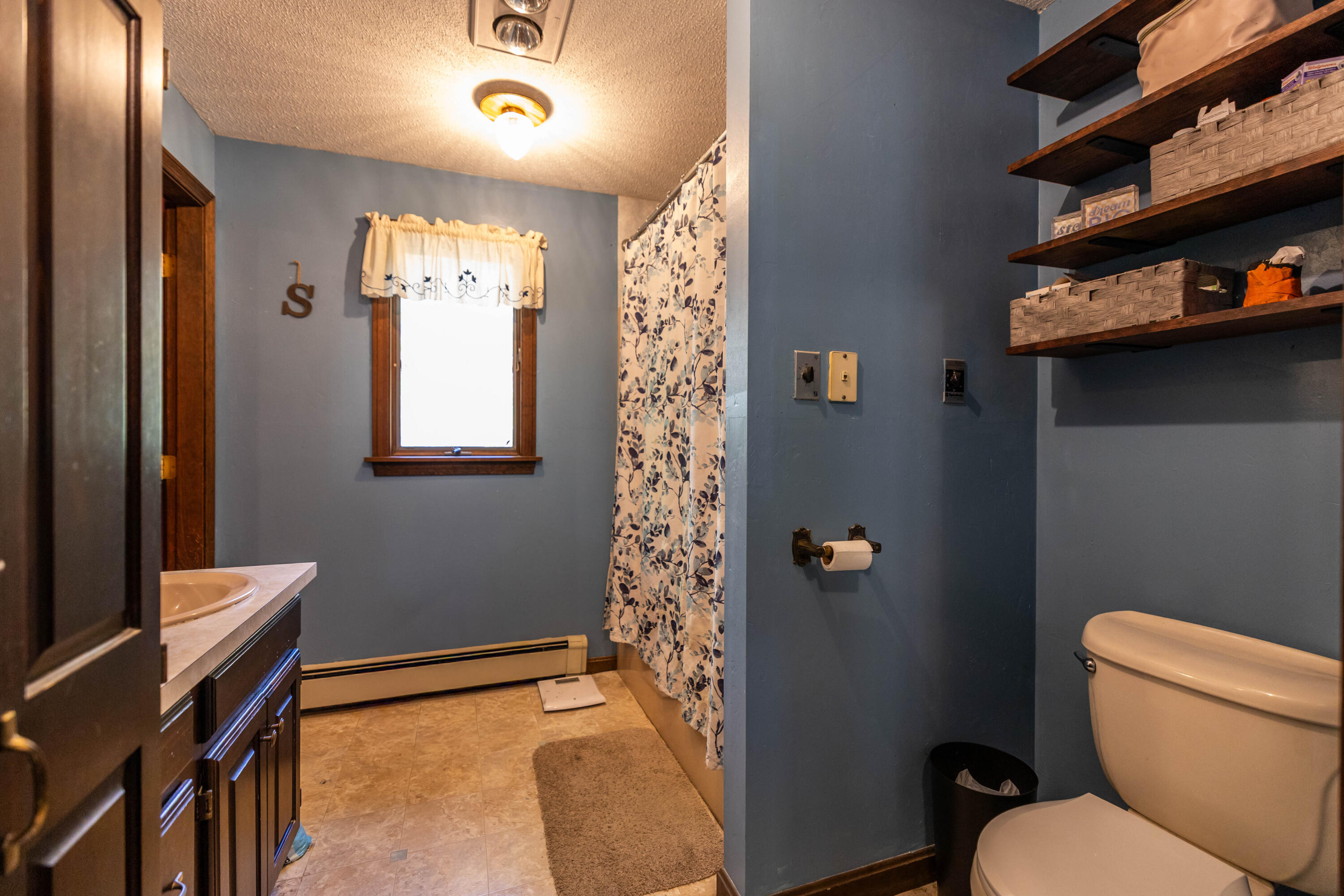 4 Howard Siding Lane Abbot ME 04406