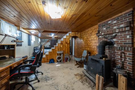 4 Howard Siding Lane Abbot ME 04406