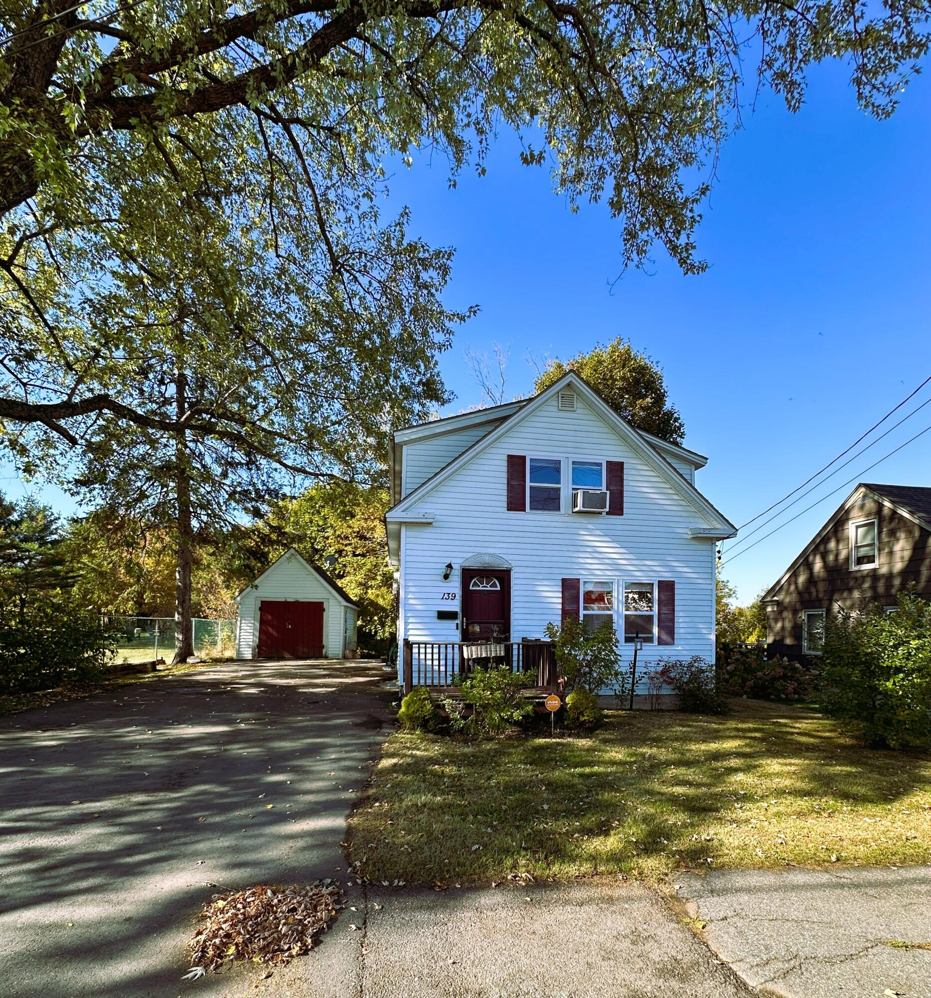 139 Chamberlain Street Brewer ME 04412