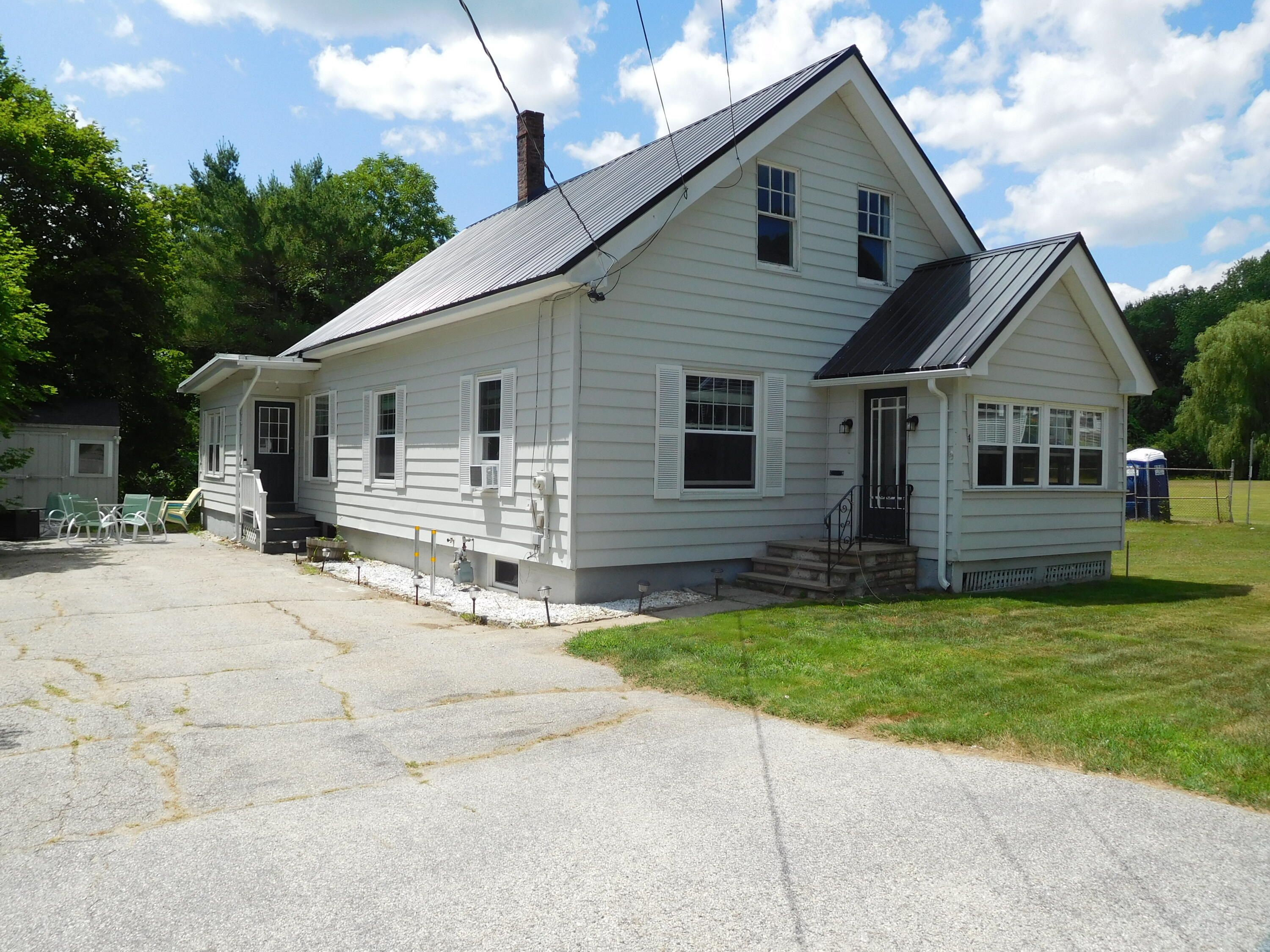 14 Cleveland Avenue Auburn ME 04210