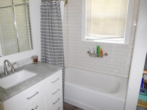 14 Cleveland Avenue Auburn ME 04210