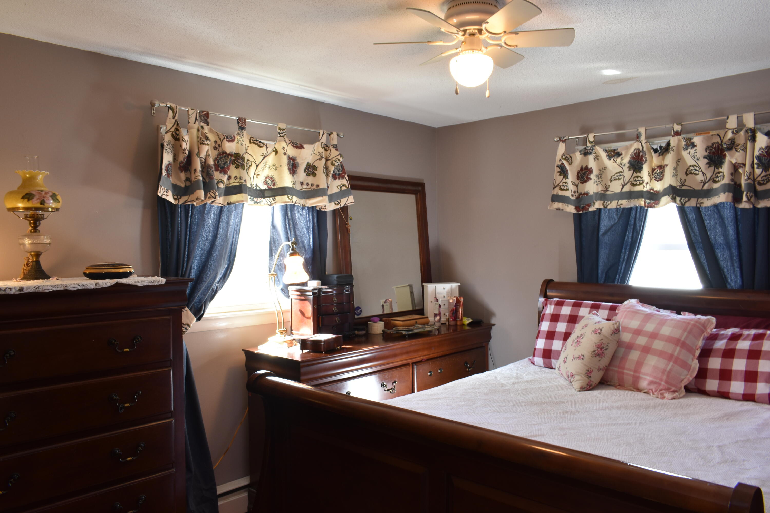 29 Conway Street Sabattus ME 04280