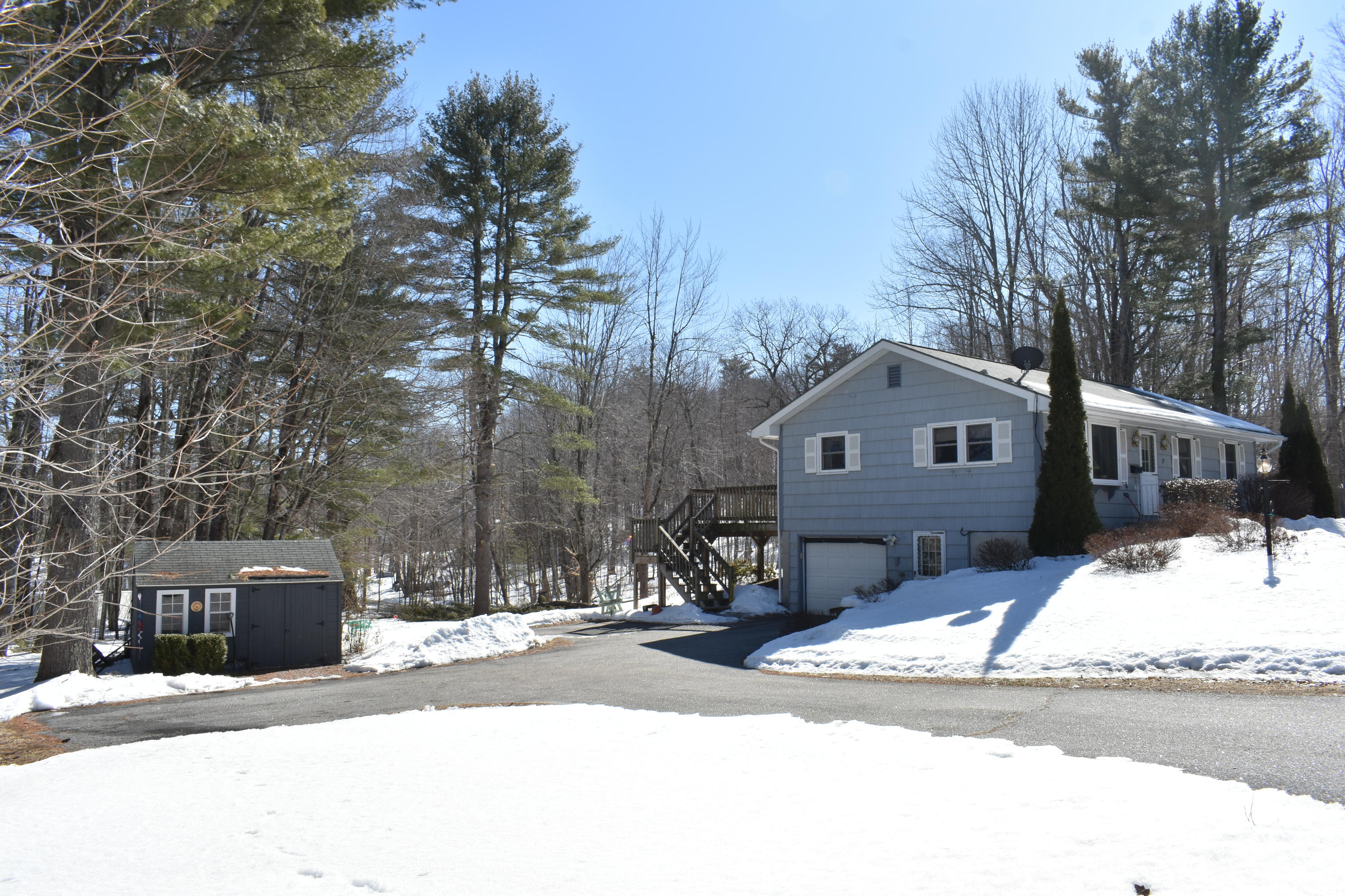 29 Conway Street Sabattus ME 04280