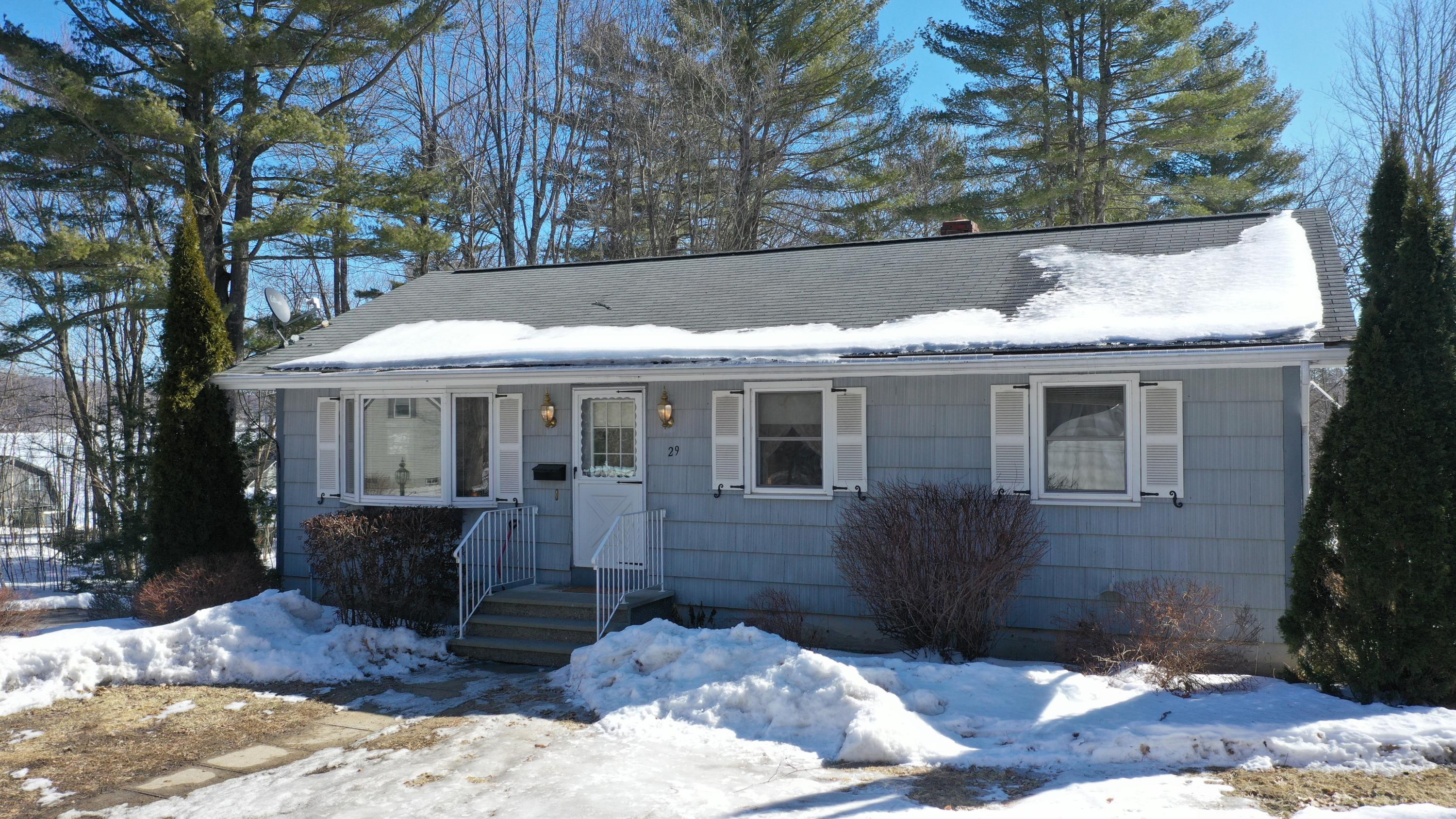 29 Conway Street Sabattus ME 04280
