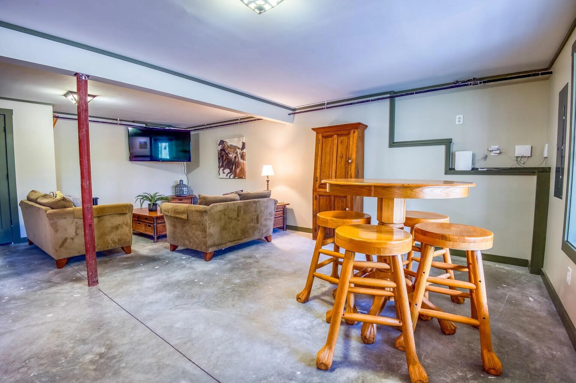 11 Red Fox Lane Dallas Plt ME 04970