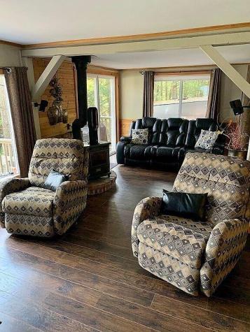 6 Dale Avenue Naples ME 04055