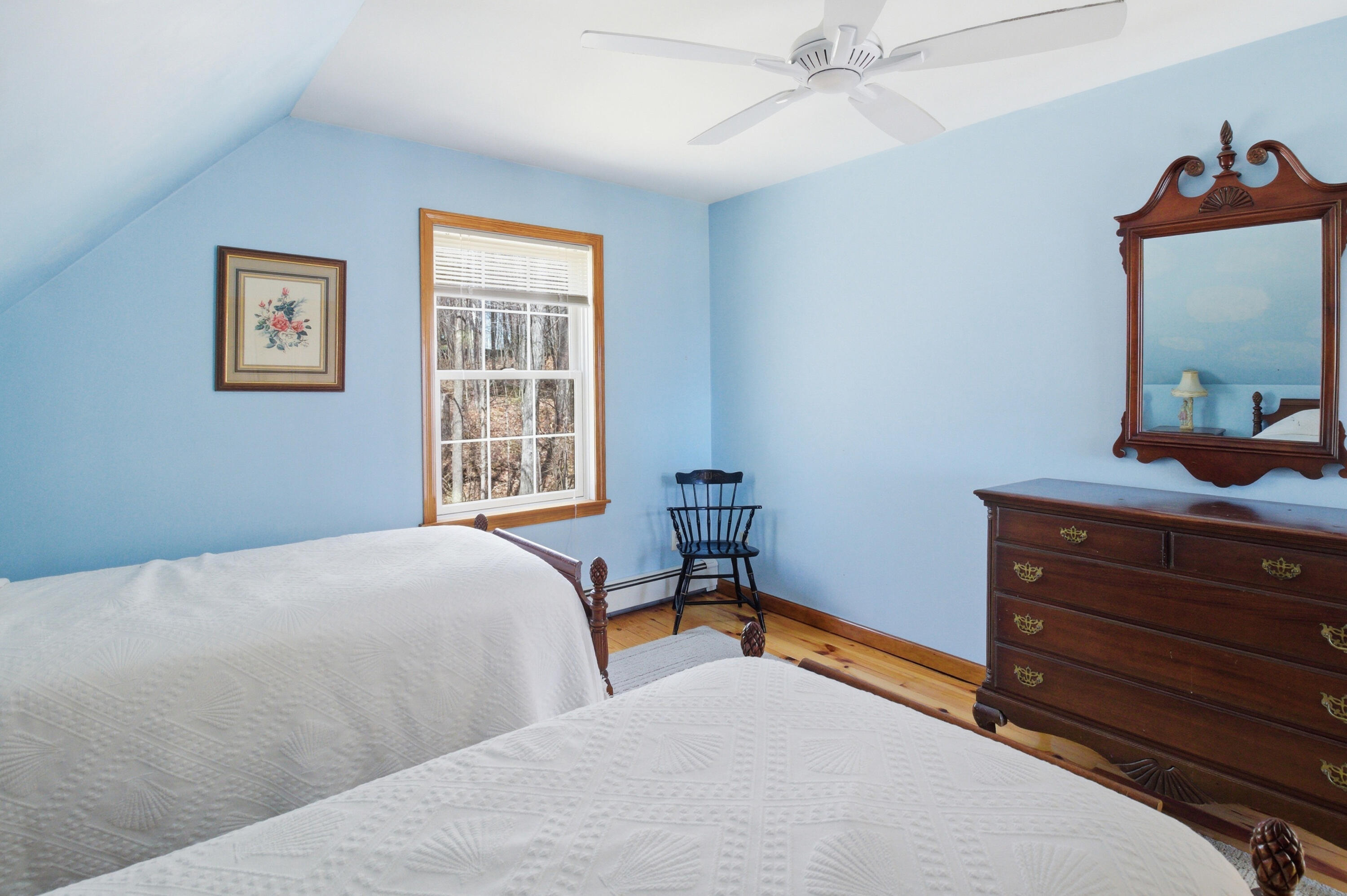 43 Hoyt Drive Monmouth ME 04259