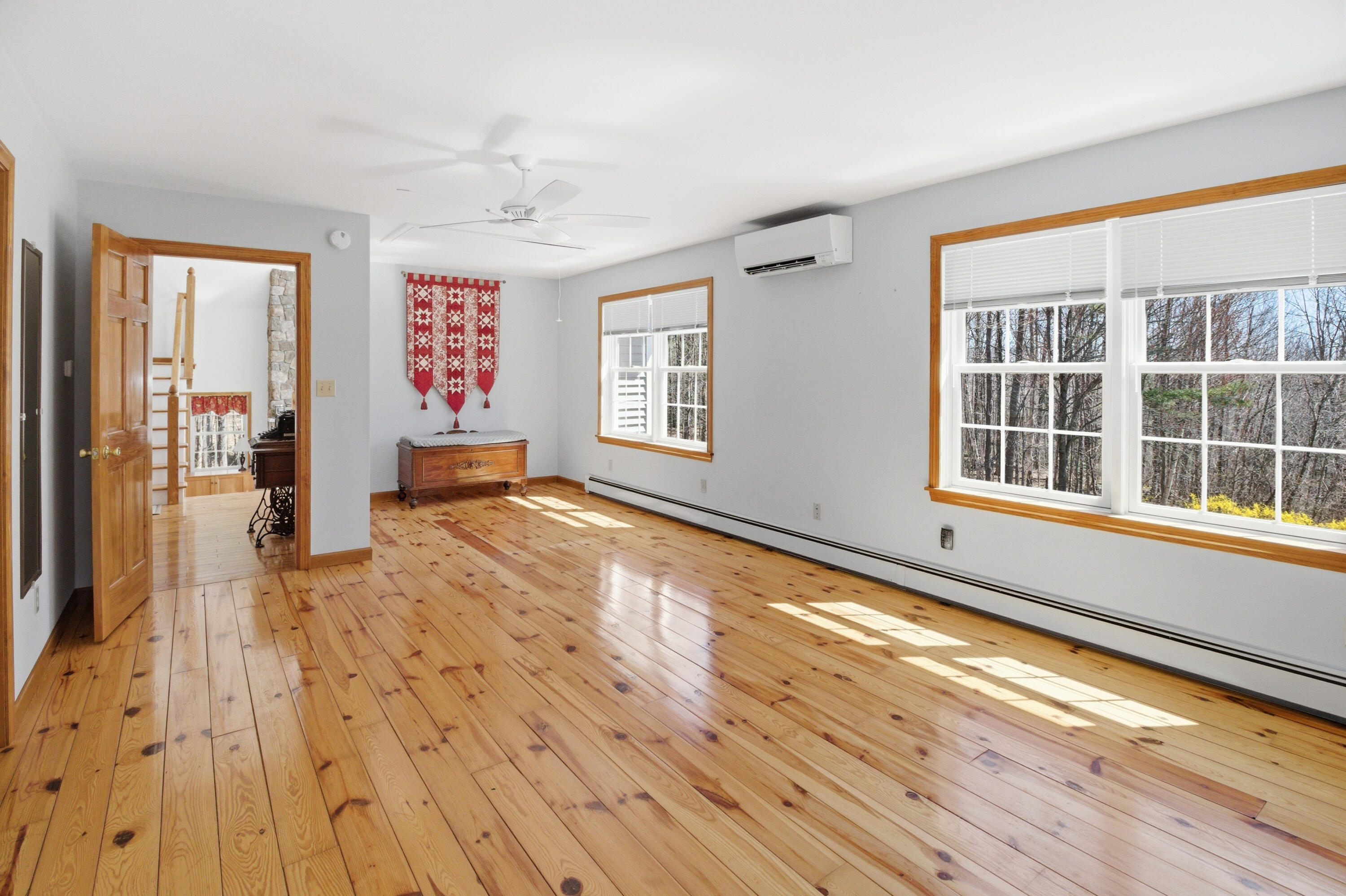 43 Hoyt Drive Monmouth ME 04259