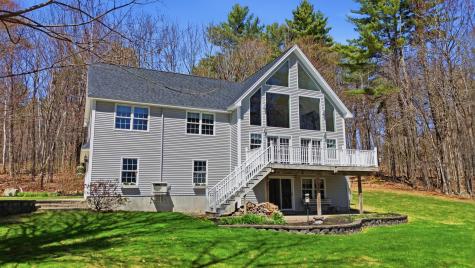 43 Hoyt Drive Monmouth ME 04259