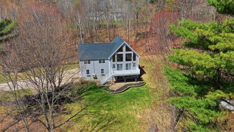 43 Hoyt Drive Monmouth ME 04259