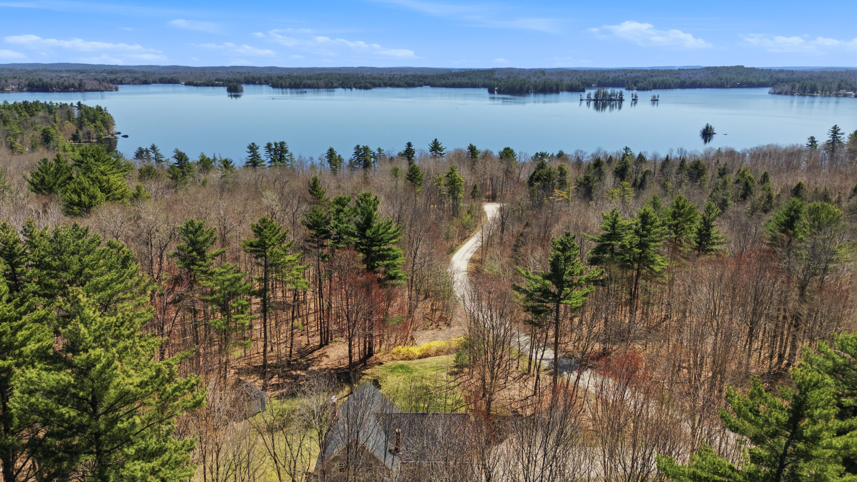 43 Hoyt Drive Monmouth ME 04259