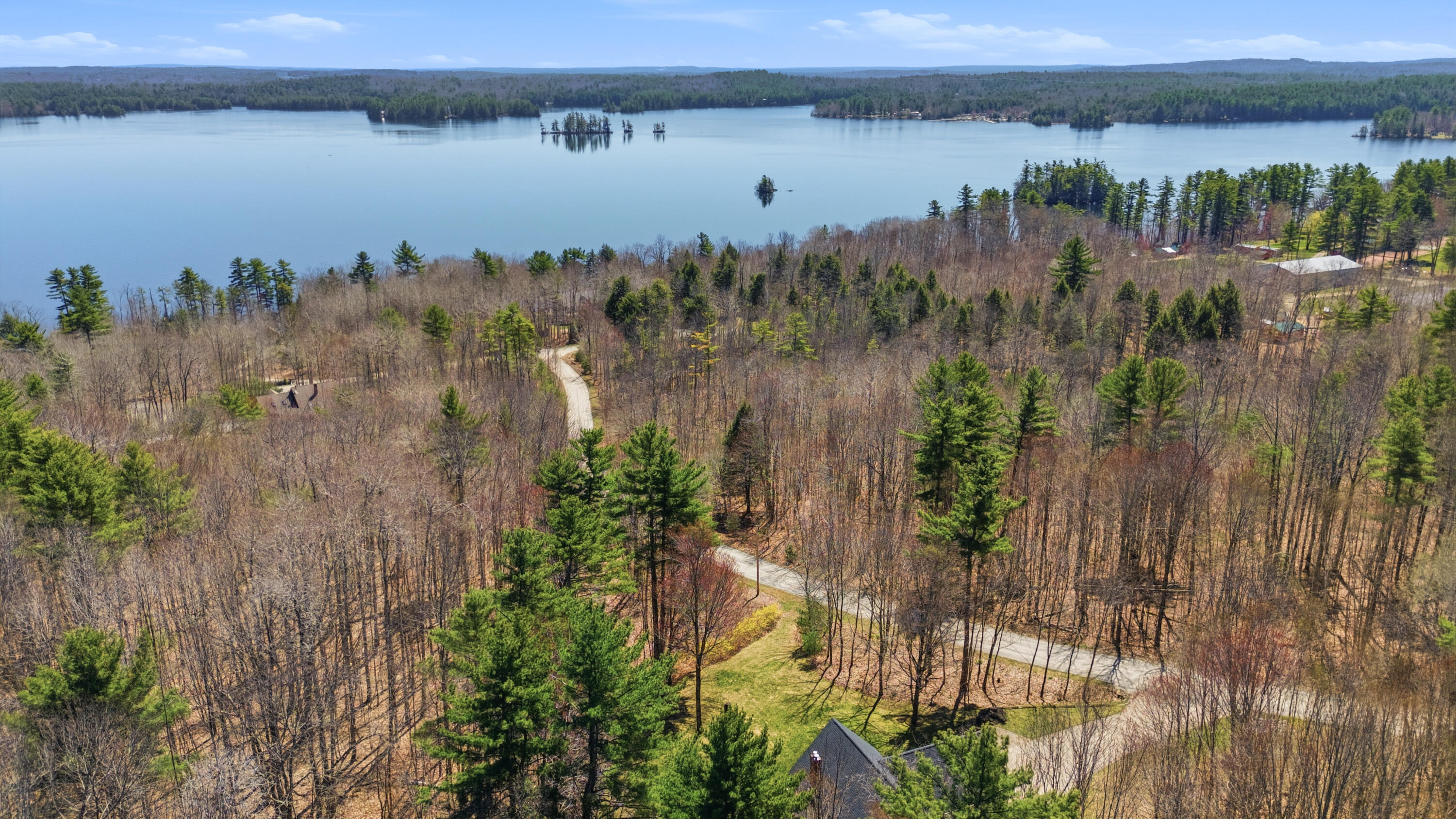 43 Hoyt Drive Monmouth ME 04259