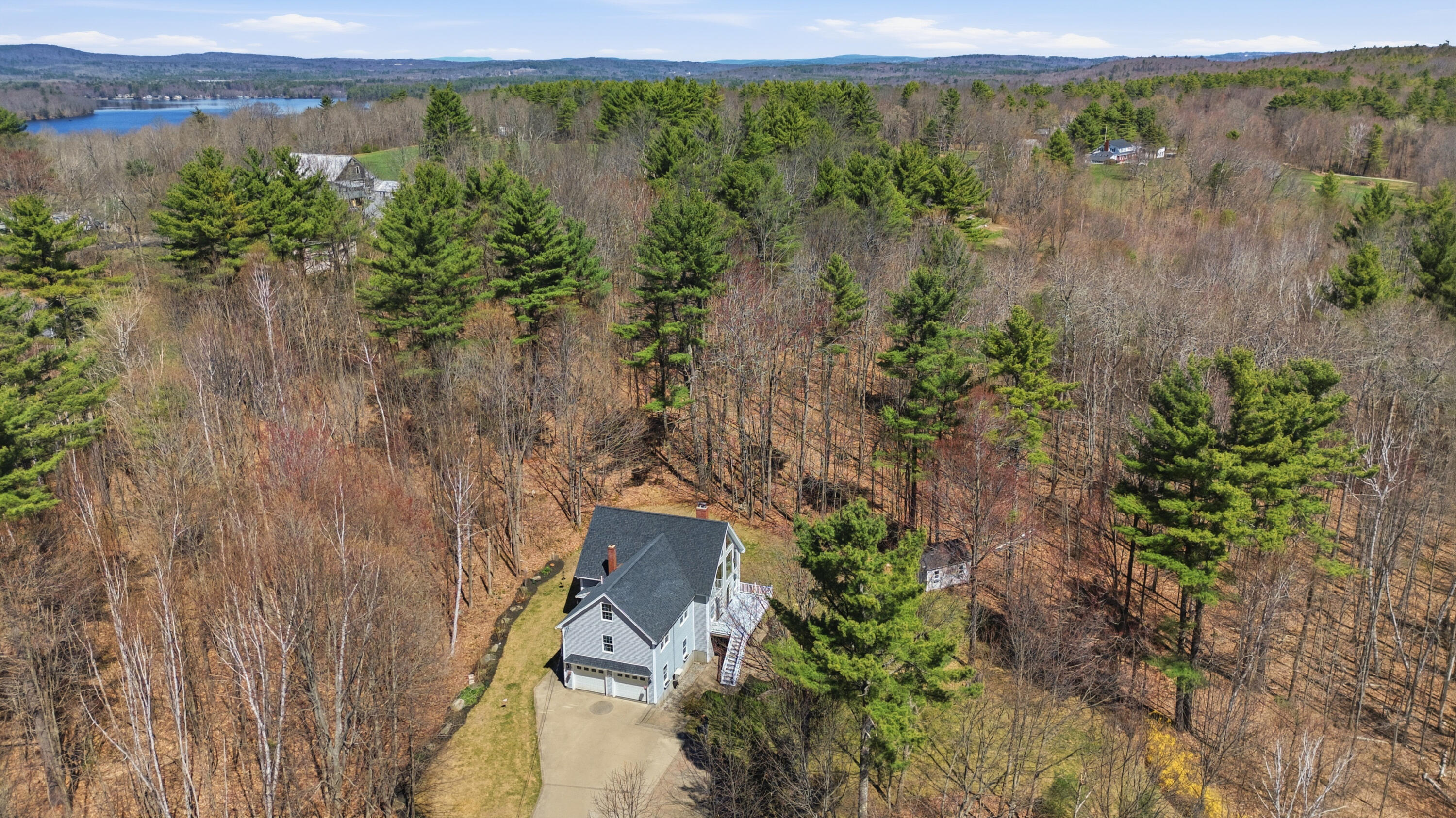 43 Hoyt Drive Monmouth ME 04259
