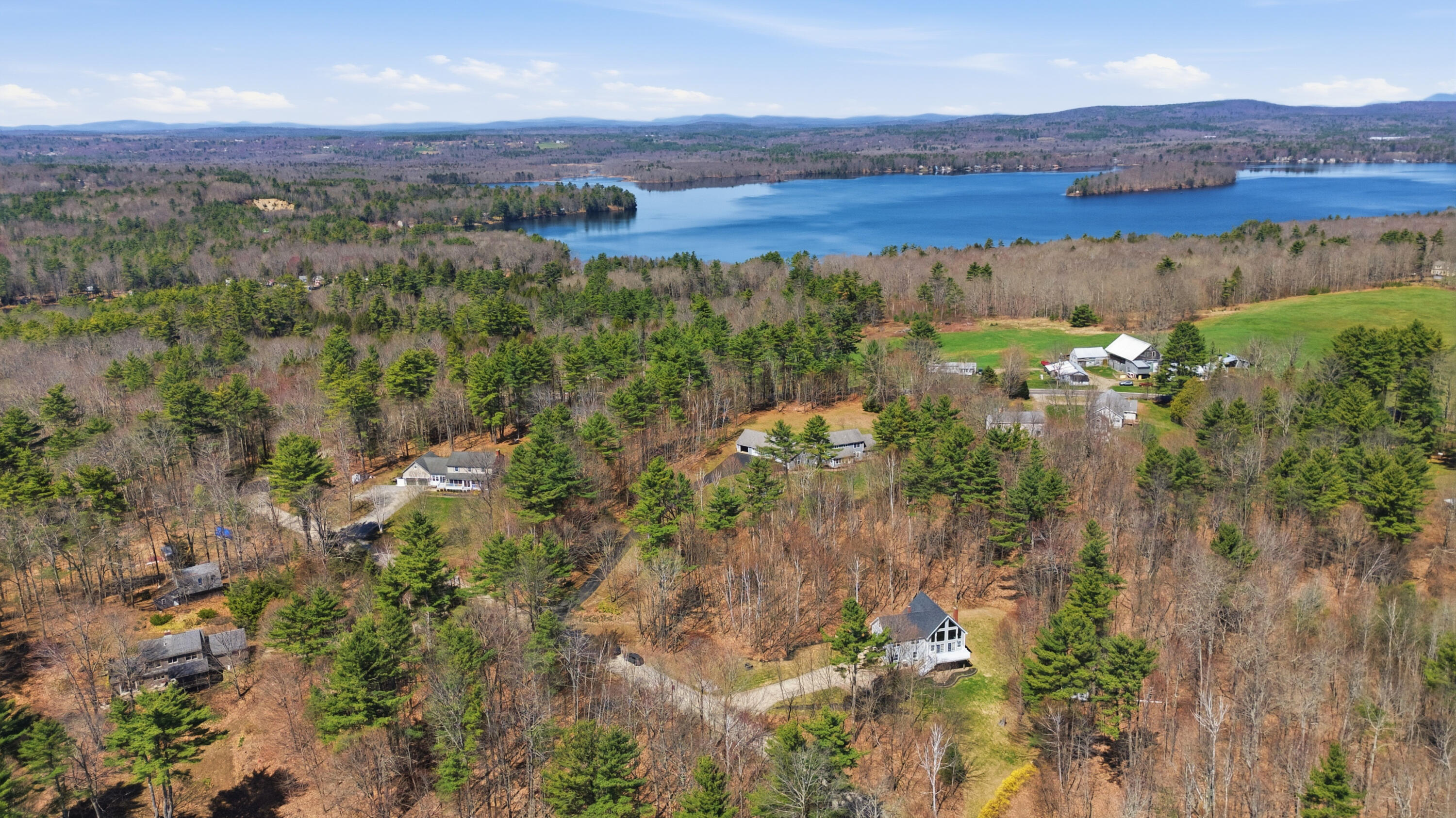 43 Hoyt Drive Monmouth ME 04259