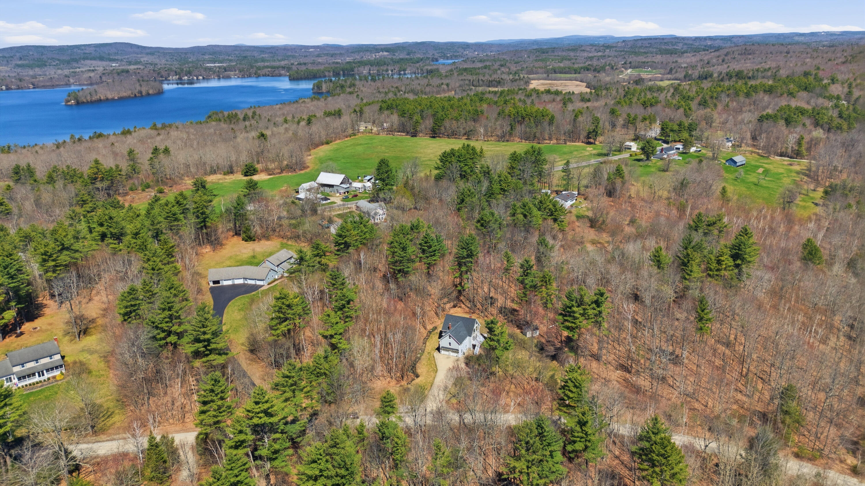 43 Hoyt Drive Monmouth ME 04259