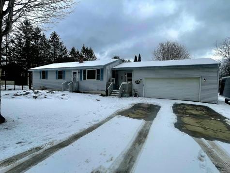 35 Merryman Road Glenburn ME 04401