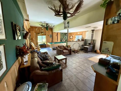 1 Soper Pond Road T4 R12 Wels ME 04732