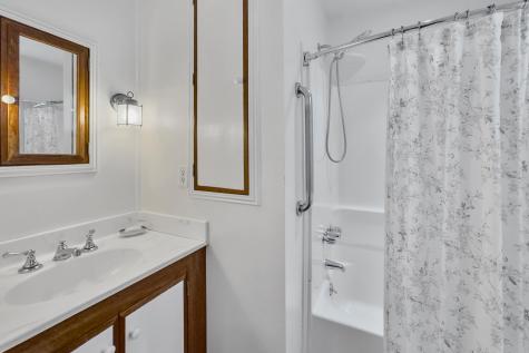 21 Ocean Street Rockland ME 04841