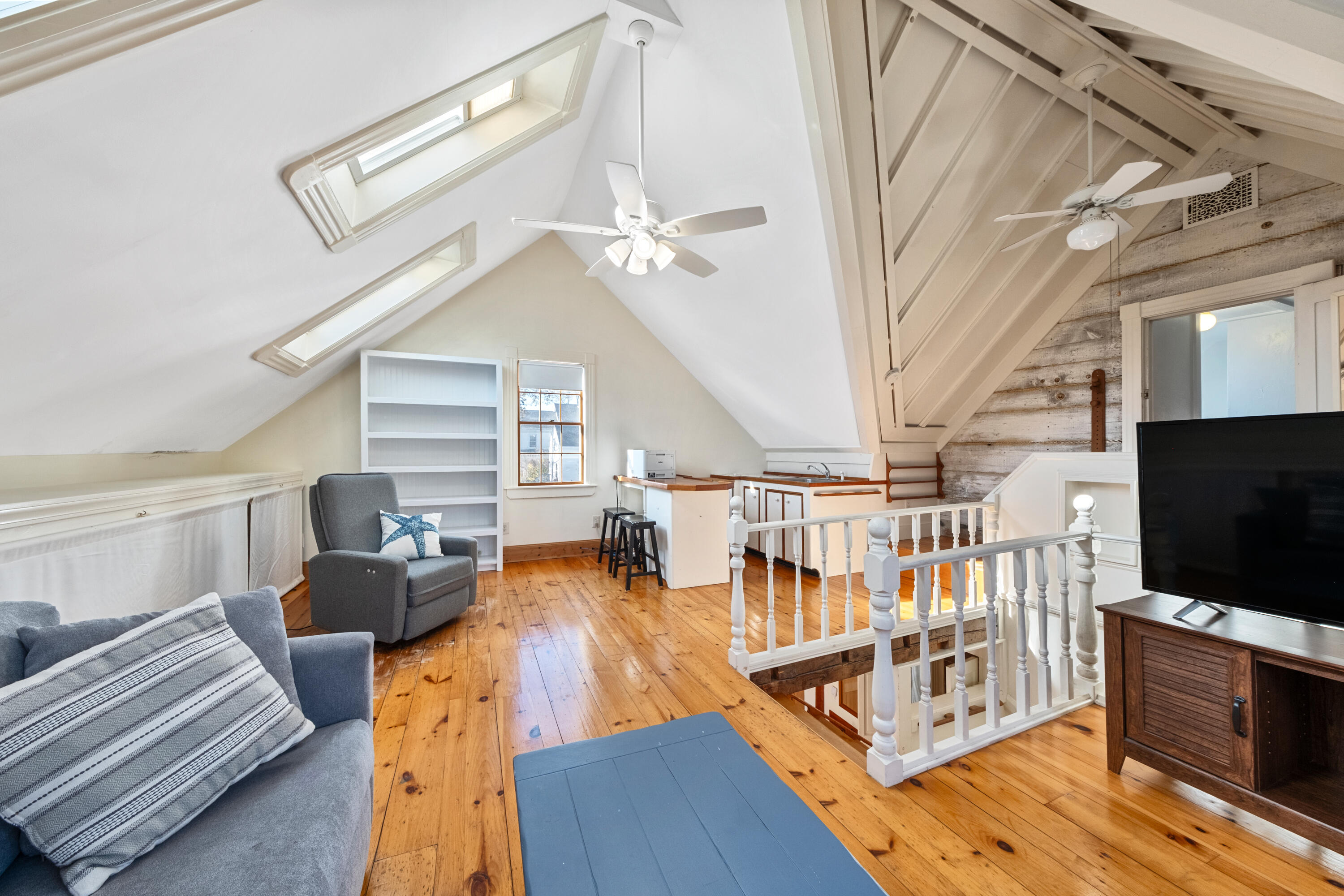 21 Ocean Street Rockland ME 04841