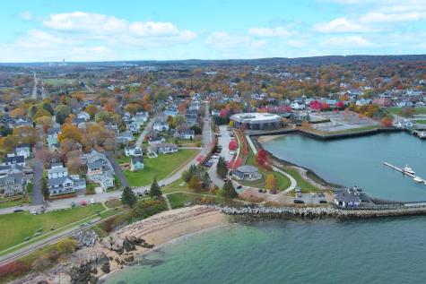 21 Ocean Street Rockland ME 04841