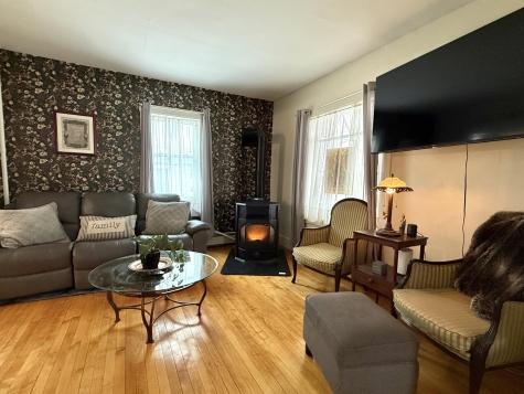 14 Summer Street Sanford ME 04073