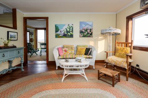 10 Griffin Lane Portland ME 04019