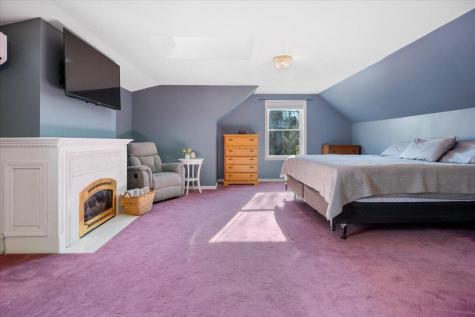 19 Saint Patrick Avenue Lewiston ME 04240