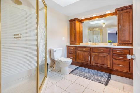 19 Saint Patrick Avenue Lewiston ME 04240