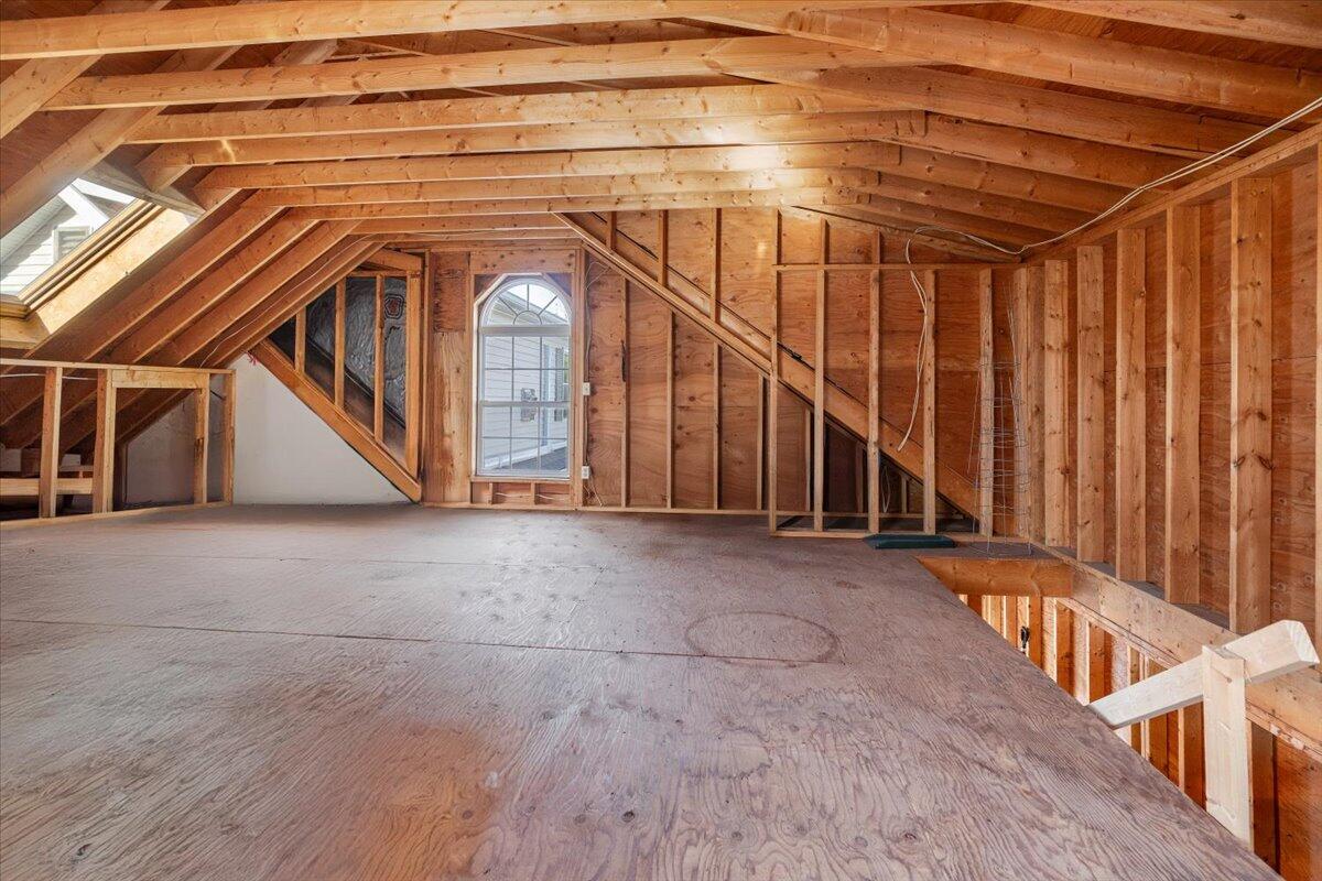 19 Saint Patrick Avenue Lewiston ME 04240