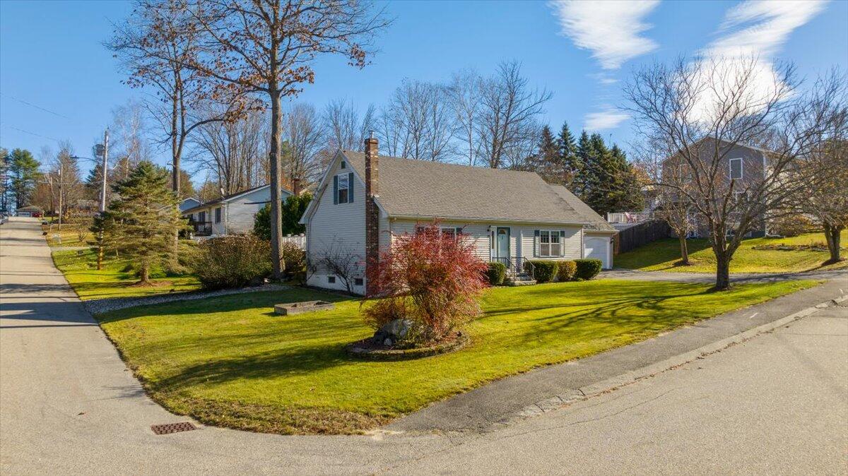 19 Saint Patrick Avenue Lewiston ME 04240