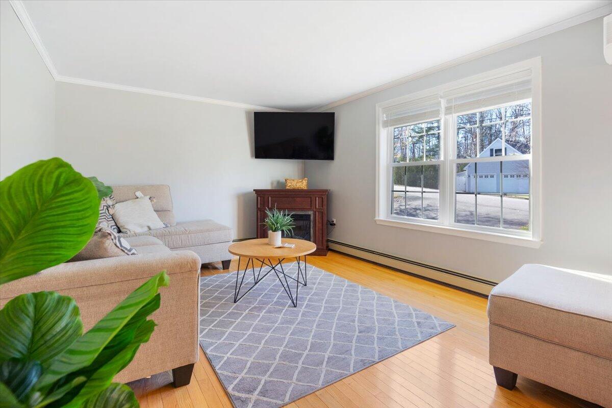 19 Saint Patrick Avenue Lewiston ME 04240