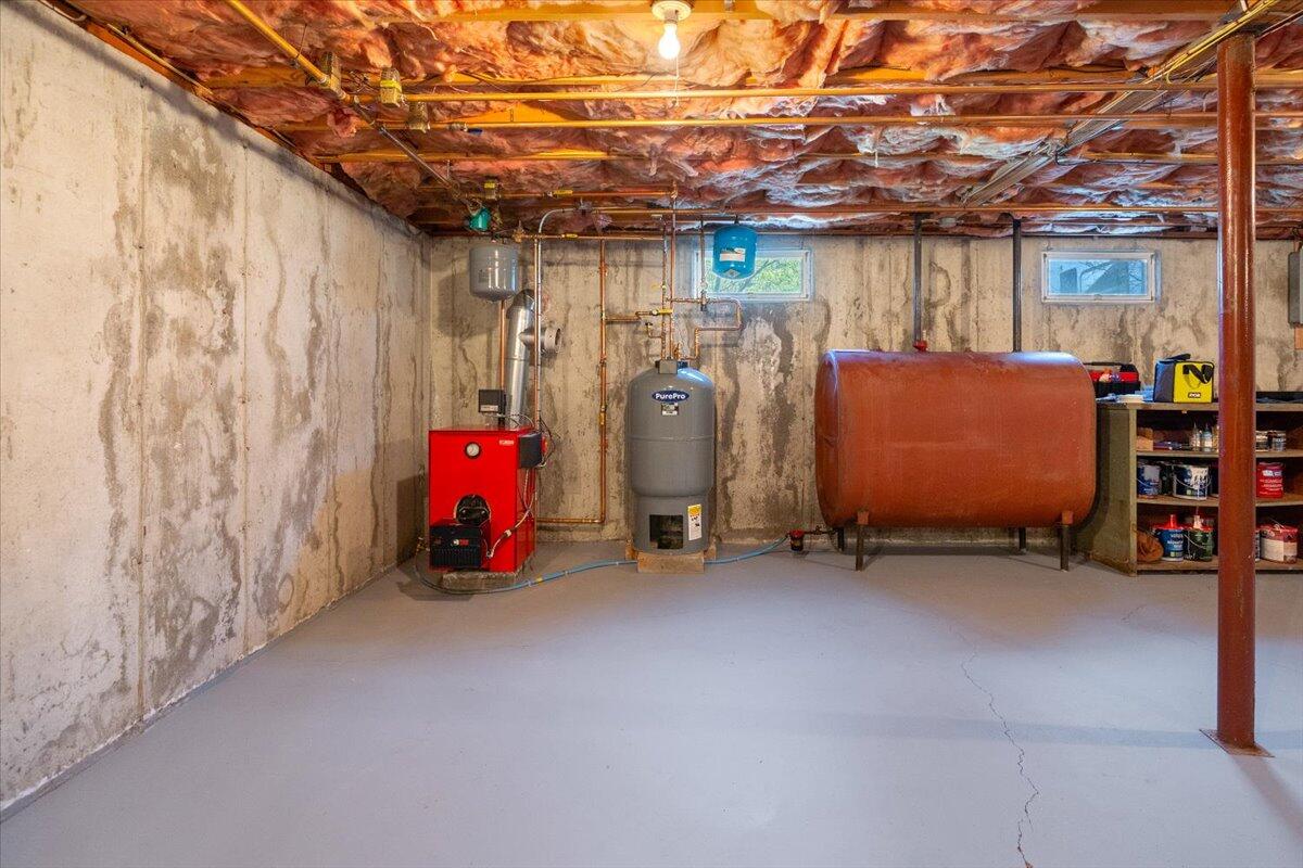 19 Saint Patrick Avenue Lewiston ME 04240