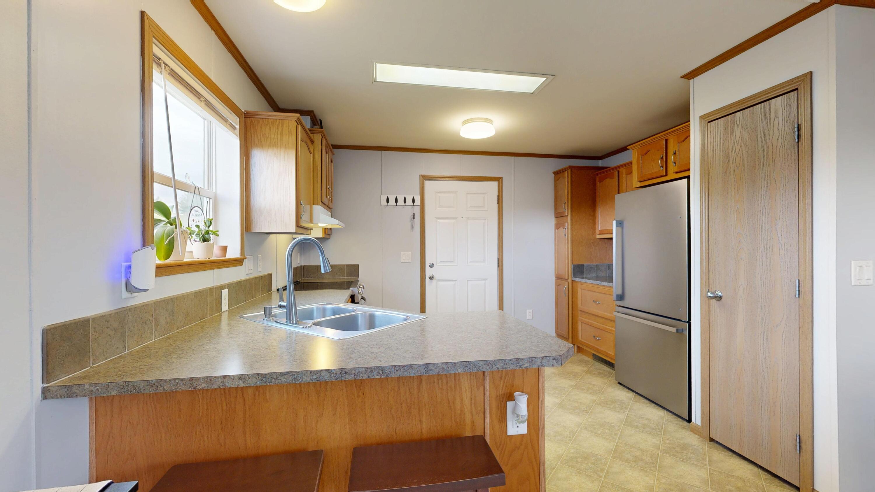 20 Joshs Way Poland ME 04274