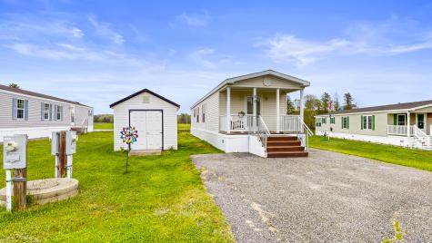 20 Joshs Way Poland ME 04274