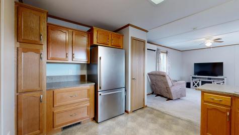 20 Joshs Way Poland ME 04274