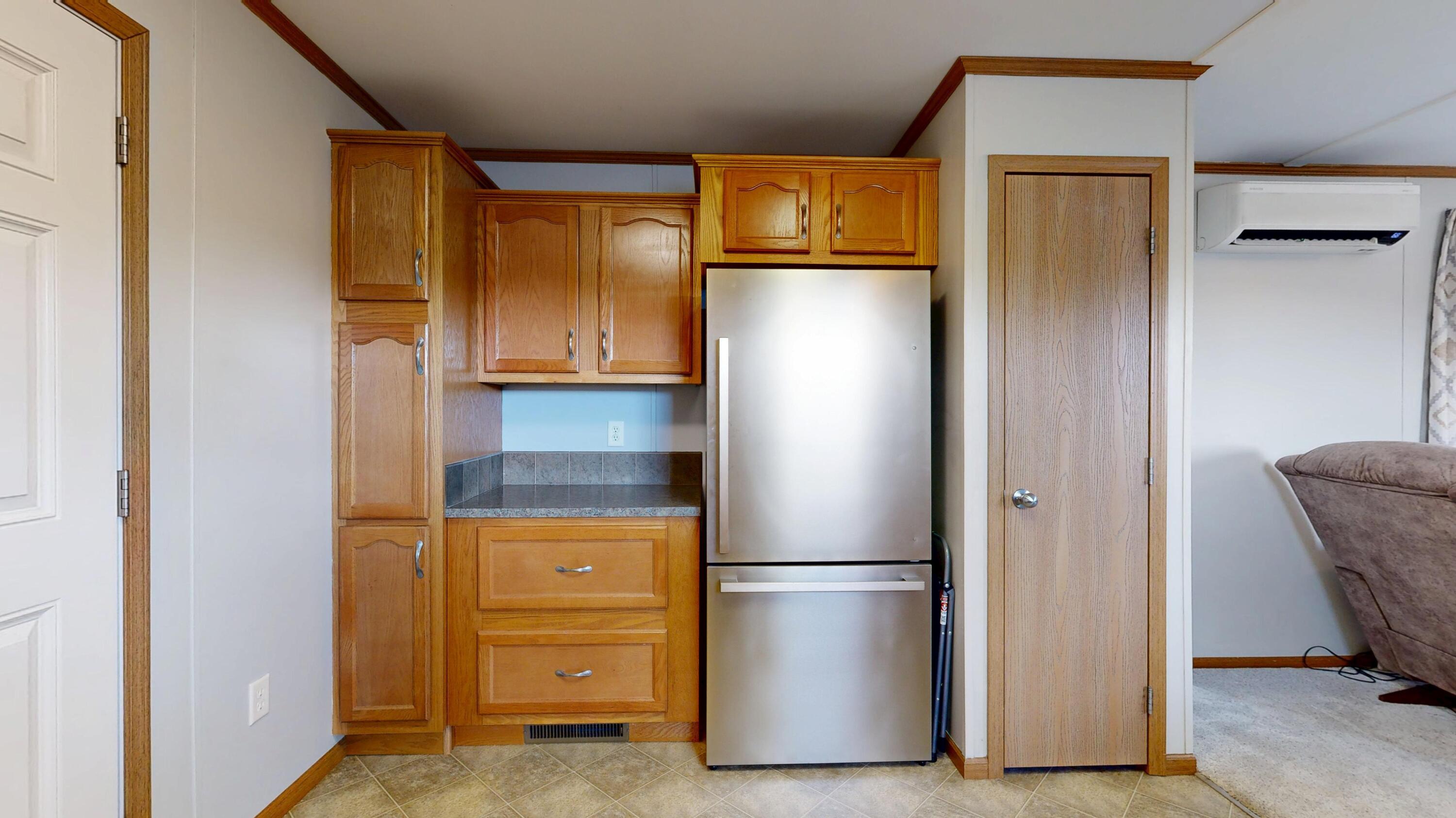 20 Joshs Way Poland ME 04274