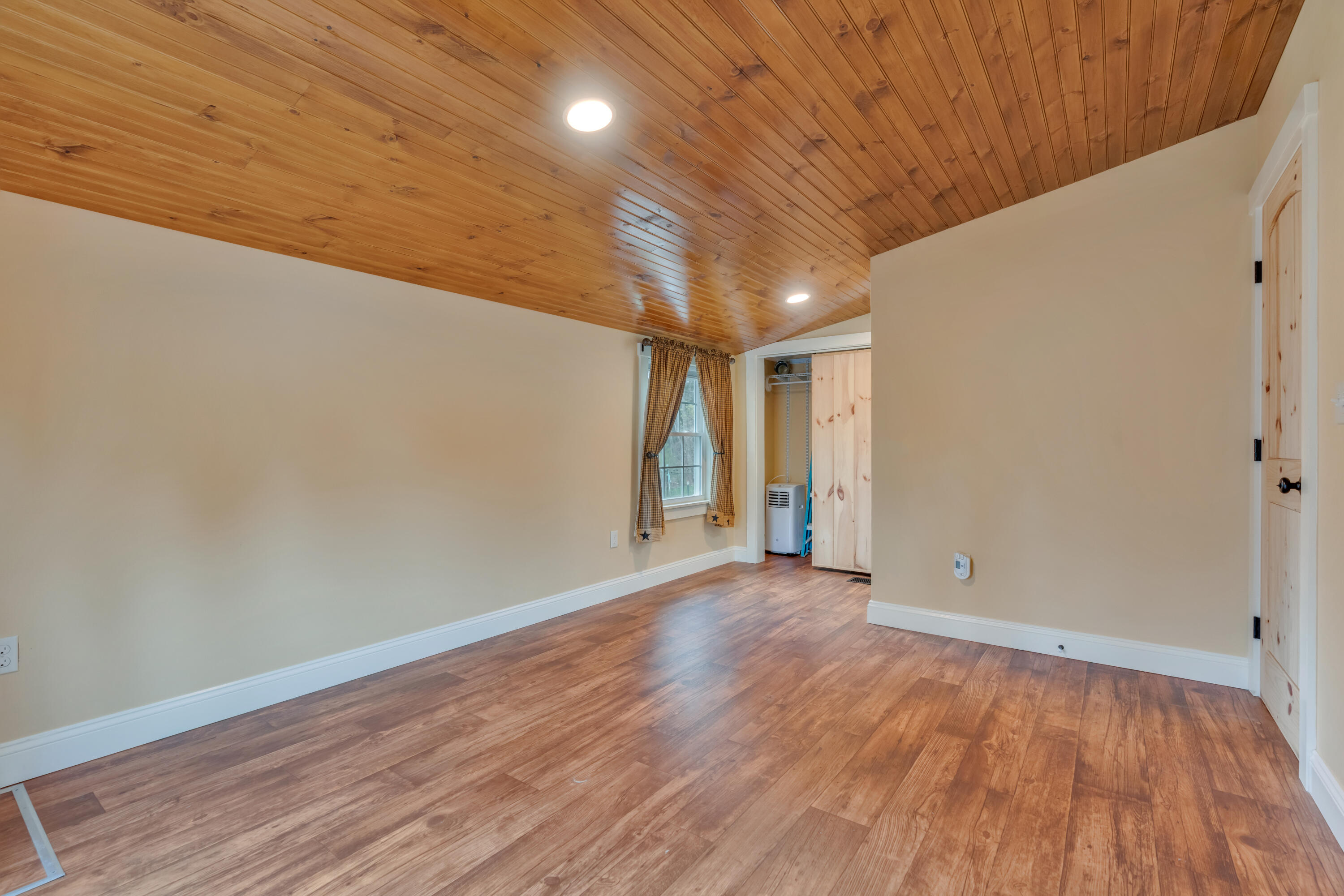 3 Meadow Lane Standish ME 04084