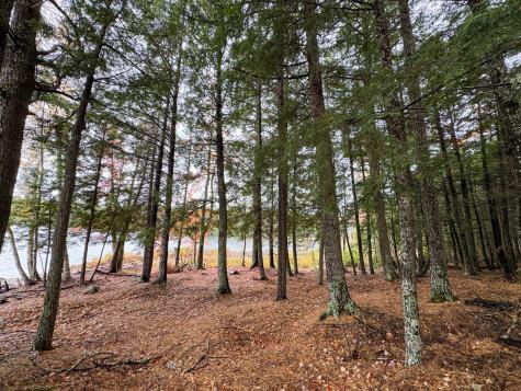 Map Pe002 Lot 17 Pukakon Twp ME 04487