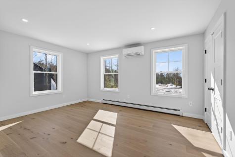 17 Betty Lane Windham ME 04062